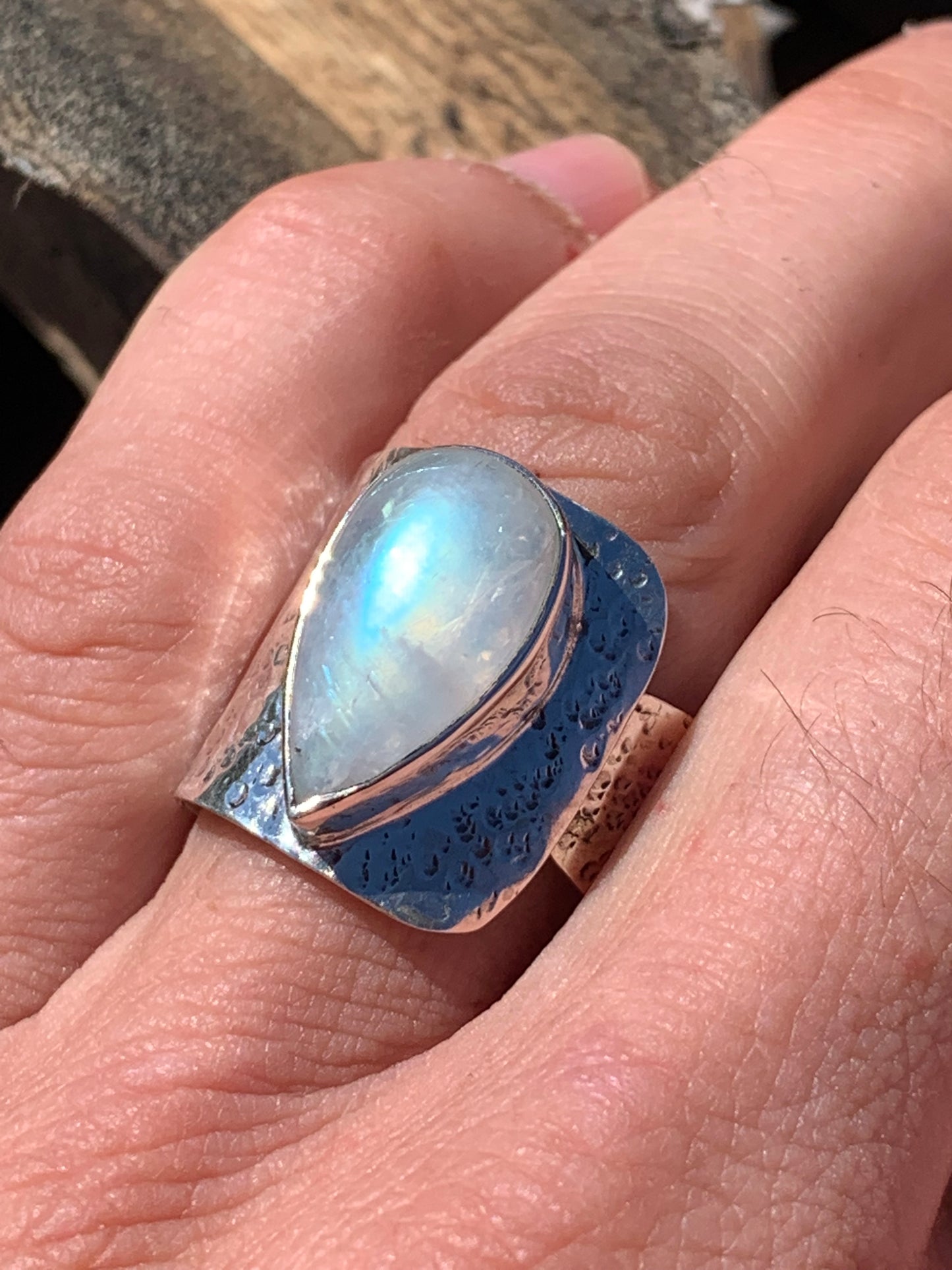 Adjustable moonstone ring