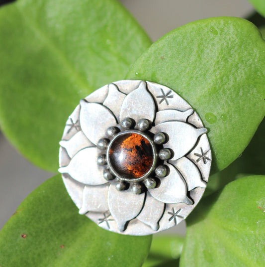 Lotus pendant with amber