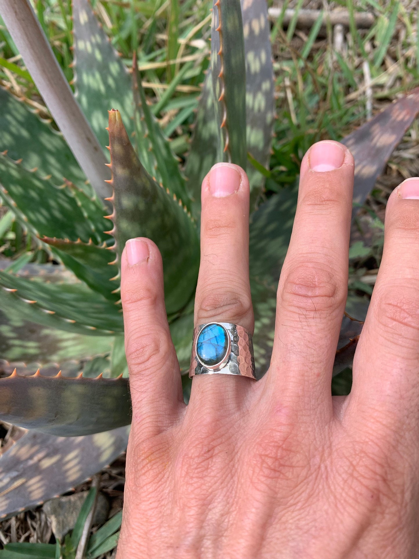 Adjustable labradorite ring