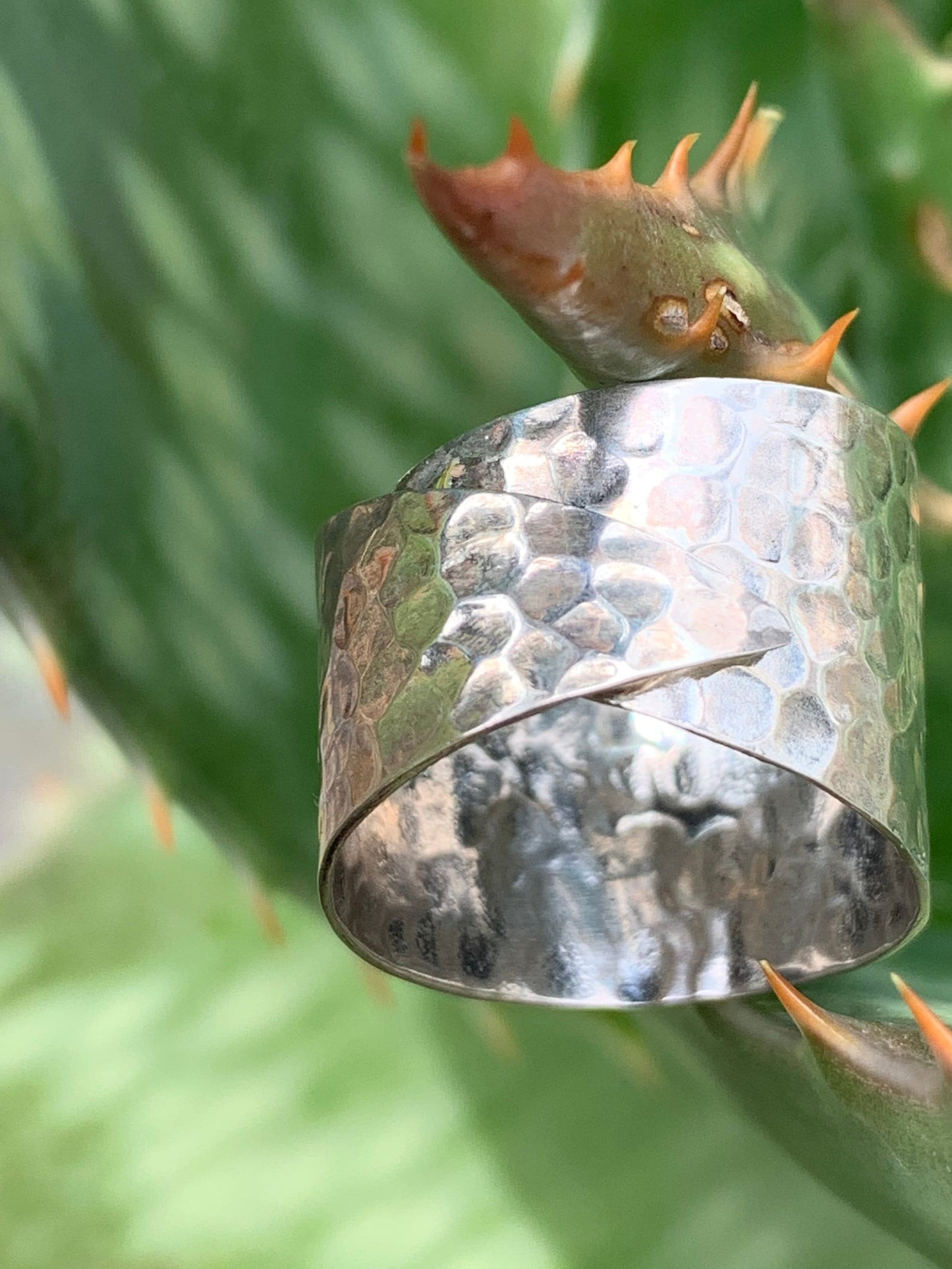 Adjustable labradorite ring