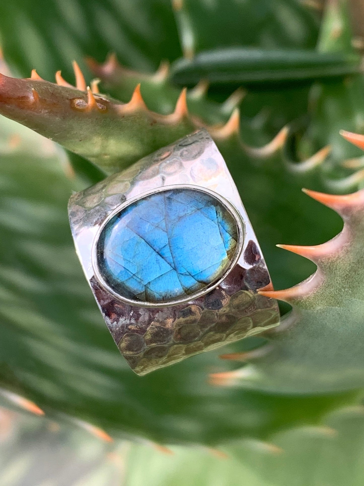 Adjustable labradorite ring